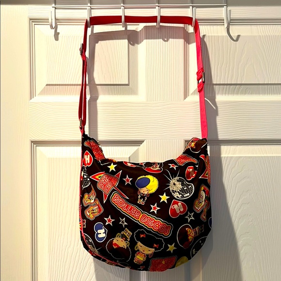 🦇TRADED🦇HARAJUKU LOVERS 90s Y2K Roller Disco Ball purse, Kawaii Japan Streetwear - Picture 4 of 16